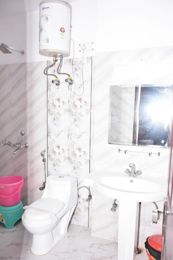 فندق The Abodes House نويدا الكبرى المظهر الخارجي الصورة