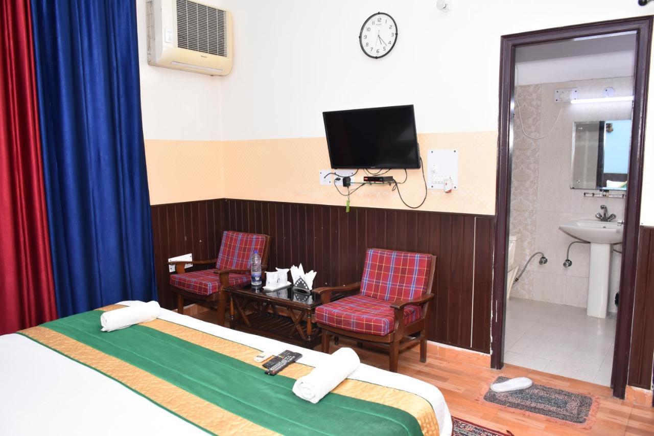 فندق The Abodes House نويدا الكبرى المظهر الخارجي الصورة